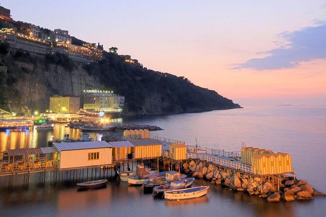 10-Night Italy Tour: Rome, Florence, Venice and Sorrento - Tuscany Hill Town Mood: Montepulciano’s View and Wine Square