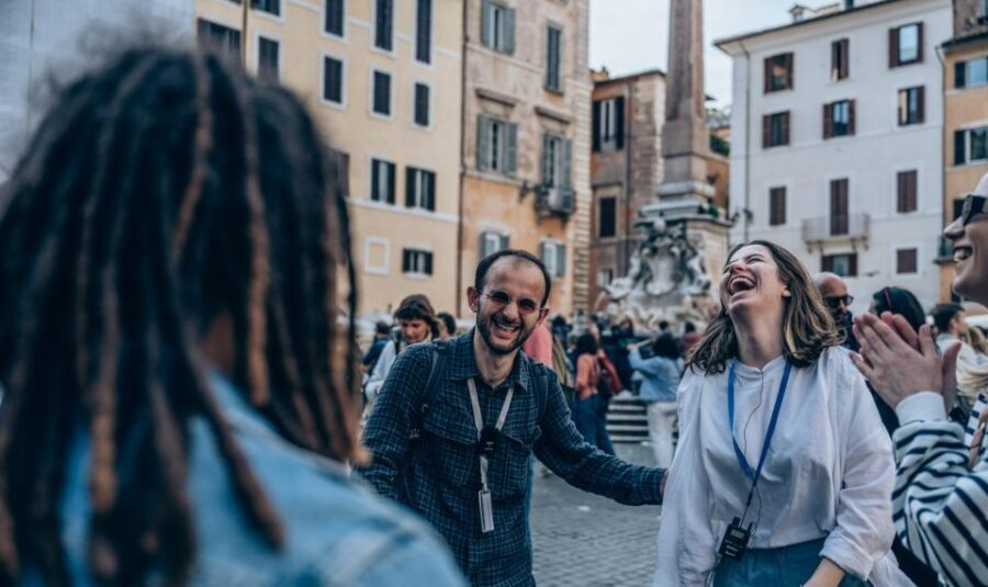 10 Wonders of Rome in 3 hours - Colosseum photo stop: seeing the scale without a ticket line