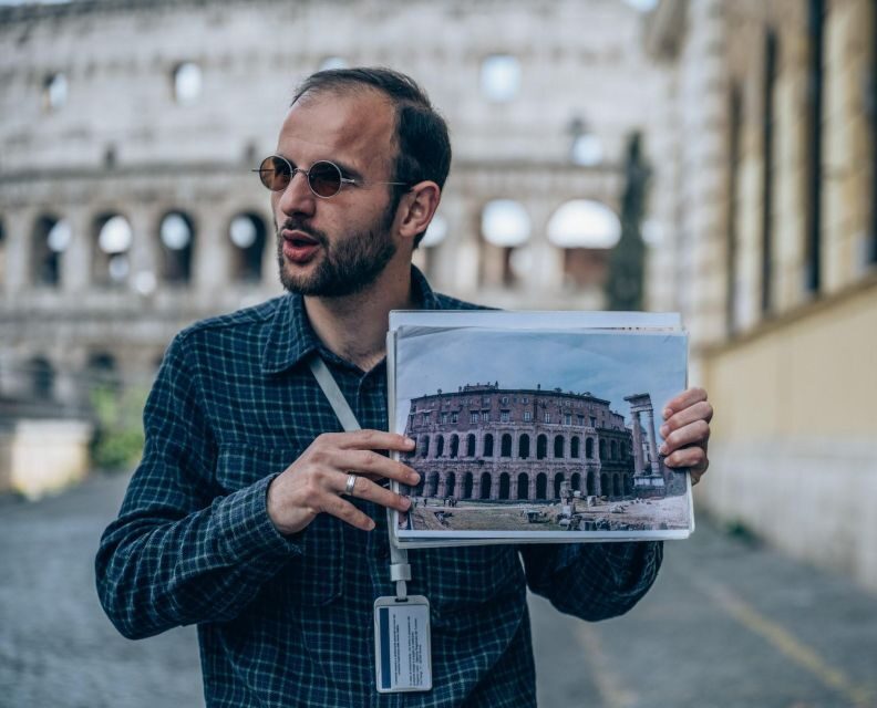 10 Wonders of Rome in 3 hours - Pantheon from outside: a church that still works