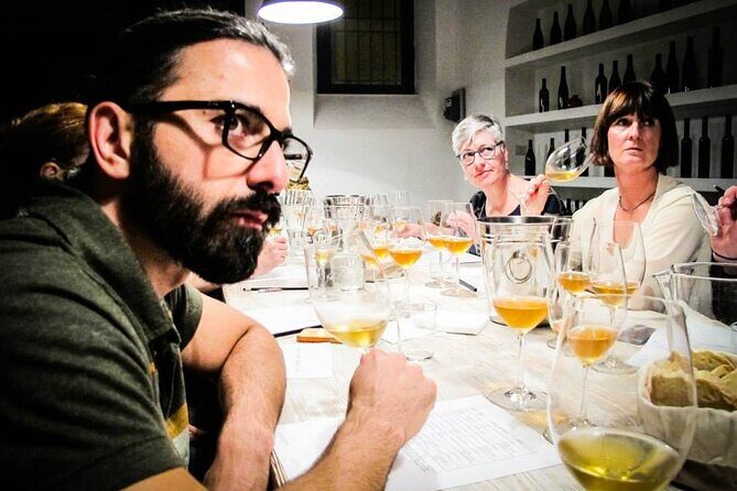 2 Hour Tasting of Overlooked Wines of Rome and Lazio - Natural and low-intervention wines: what that means when you’re standing in the room