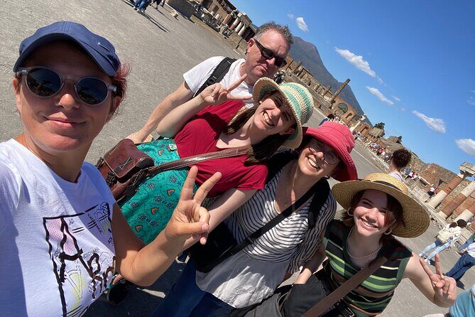 2 Hours Pompeii Group Tour with Archaeologist Guide and Skip the Line - Lupanar and Temple of Venus: the city isn’t always polite