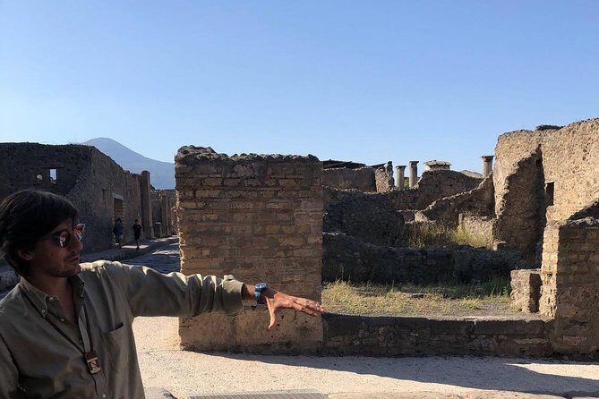 2 Hours Private Walking Tour in Pompeii with an Archaeologist - Pompeii with an archaeologist: why this 2-hour format works