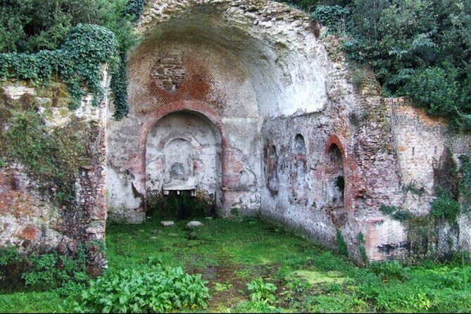3-Hour Catacumbs and Appian Way Park Guided Tour in Golf Car Pickup - How the Tour Flow Works: Driver vs. Catacombs Guide