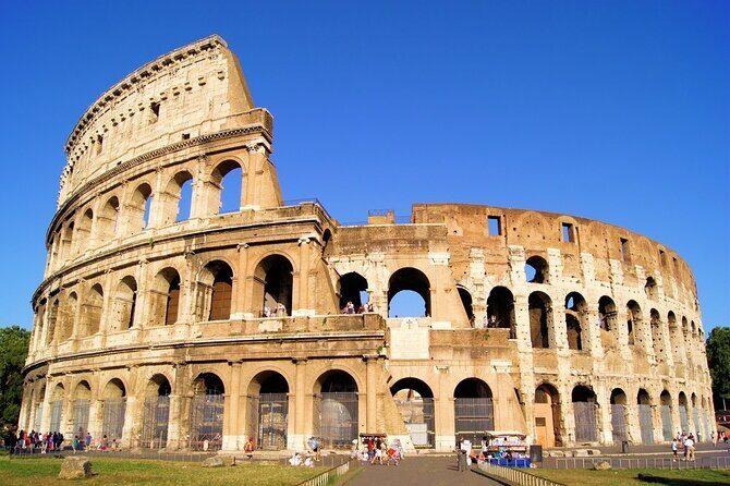 3 hour Golf Cart tour of Rome with Gelato - Quirinale Palace viewing plus the Colosseum approach
