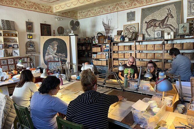 3 Hours Mosaic Workshop in Trastevere - Making a Roman Mosaic in Trastevere (and taking it home)