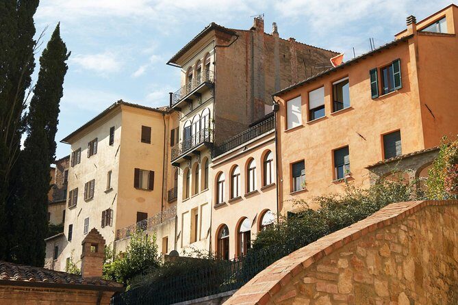 5-Day Best of Italy: Assisi, Siena, Florence, Venice and more - Day 5: Montepulciano’s hill views and the ride back to Rome