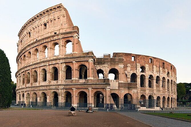 Airport Transfer Arrivals Plus Tour of Rome 5 hrs - Driver quality matters: when you get Mohamed or Tiziana, it shines