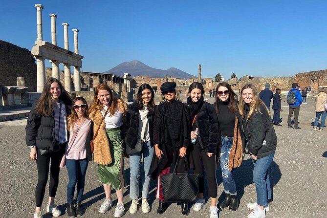 All-Inclusive Pompeii Tour with Guide, Lunch & Ticket from Rome - Inside Pompeii: what to look for on the guided walk