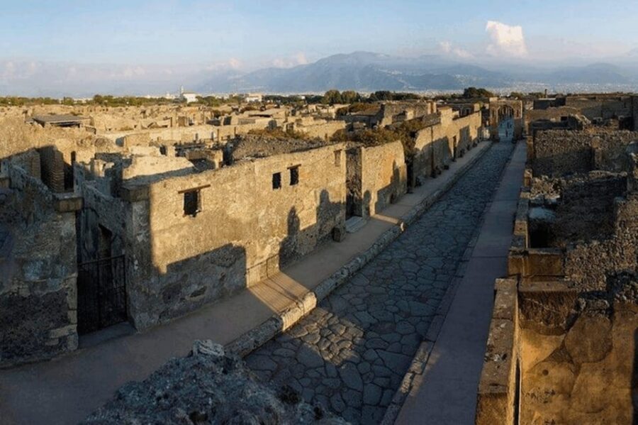 Amalfi Coast: Pompeii Guided Tour with Skip-the-Line Entry - Key highlights worth planning around