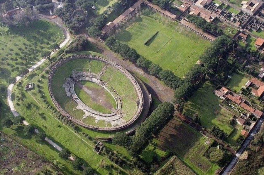 Amalfi Coast: Pompeii Guided Tour with Skip-the-Line Entry - Skip-the-line entry and how it affects your day