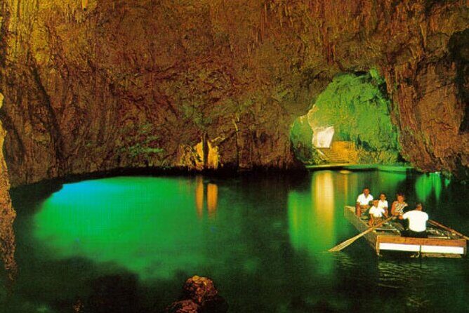 Amalfi Coast Positano and Emerald Grotto Fullday from Rome - Air-conditioned SUV, driver-led guidance, and what “private” really means