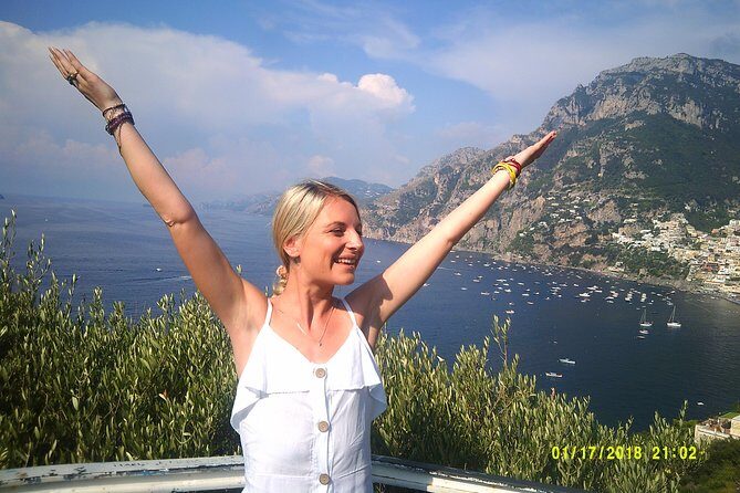 Amalfi Coast & Positano - Small Group Day Tour - Naples driver to the A3 highway: seeing Vesuvius from the road