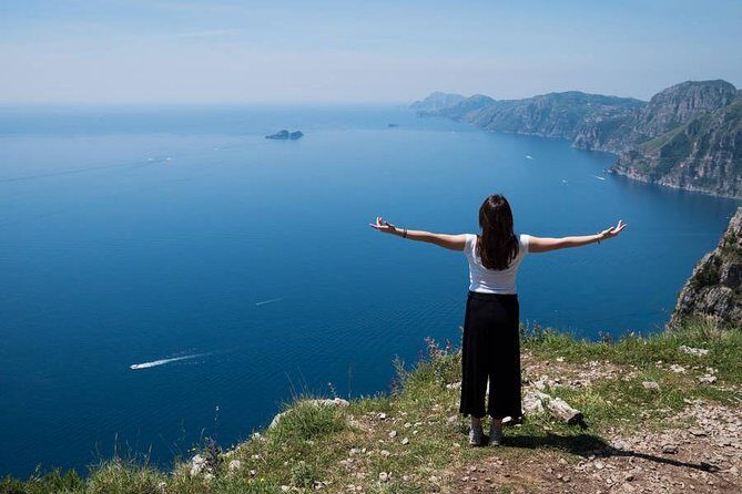 Amalfi Cost Private Drive - Why the Amalfi Coast feels different when you go by private car