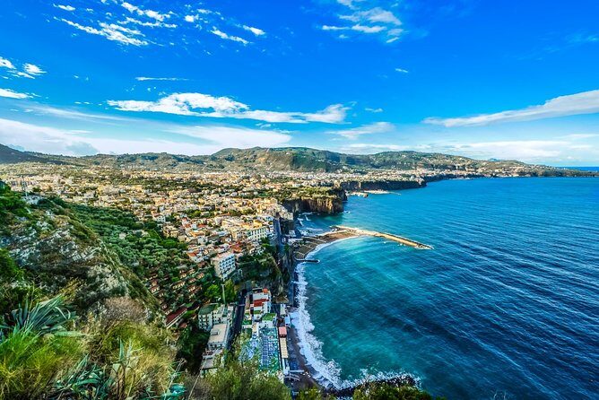 Amalfi Drive - Day Trip from Naples - Road Conditions and Motion-Sickness Reality on the Amalfi Coast