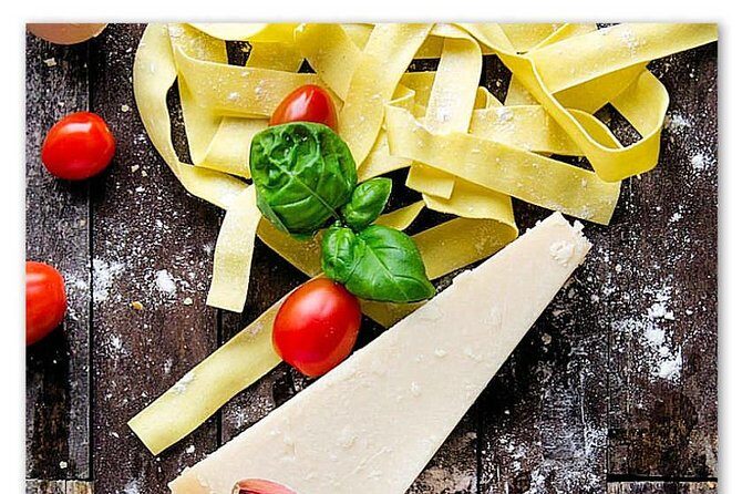 Amazing Pizza and Pasta Class at Savio’s kitchen cooking school - Timing and Getting There: A 4:00 pm Start in Central Naples