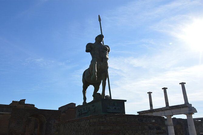 Ancient Pompei in the afternoon - Key highlights at a glance