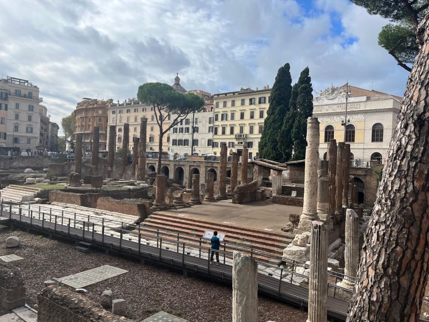 Ancient Rome: Archeological area Largo Argentina - Starting at Touristation Aracoeli: quick intro, then out to the site