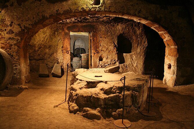 Aperitif in front of the Duomo and Orvieto Underground Caves tour - Key Things To Know Before You Go