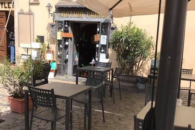 Aperitif in front of the Duomo and Orvieto Underground Caves tour - FAQ