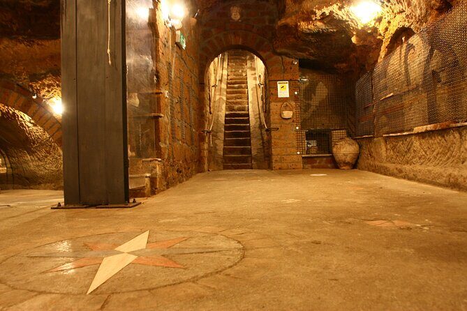 Aperitif in the famous underground caves of Orvieto - Should you book the Orvieto caves aperitif?