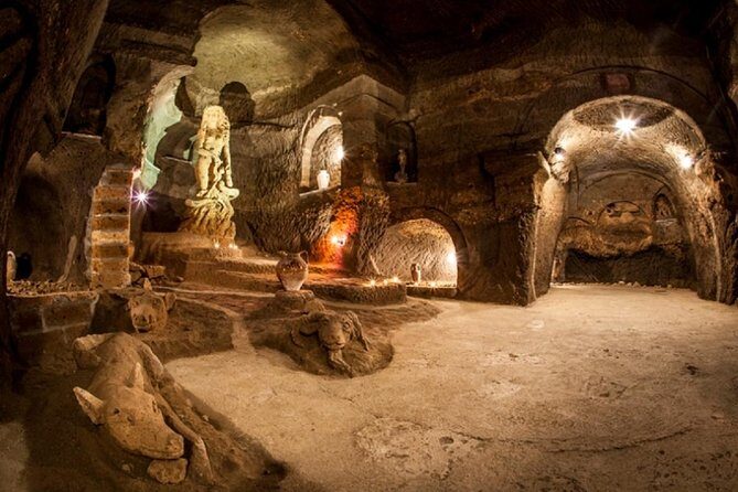 Aperitif in the famous underground caves of Orvieto - The aperitivo itself: Il Labirinto wines plus Umbrian snack logic