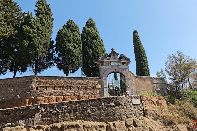 Appian Way Aqueducts Bike Tour with Catacombs & Lunch - Stop 3: Parco della Caffarella adds space, shade, and ruins