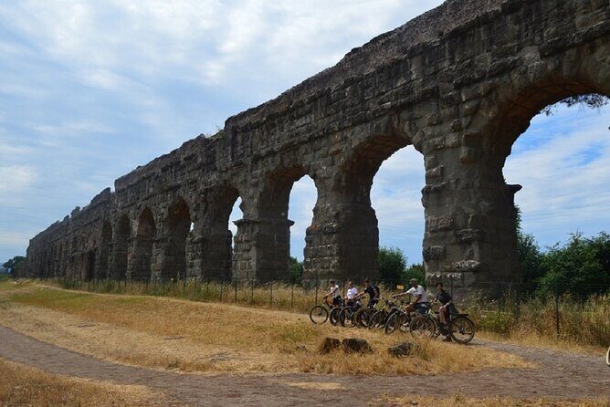 Appian Way Bike tour Underground with Catacombs & Lunch - Lunch at the Appia Antica Archaeological Park: where the pause feels earned