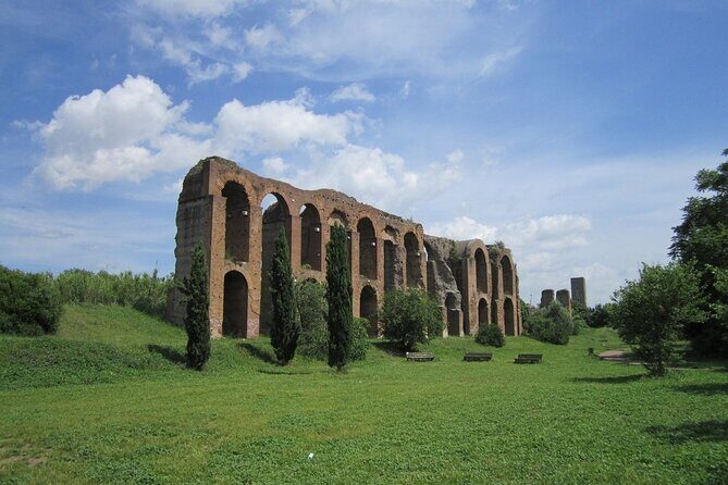 Appian Way E-bike Tour with Gourmet Picnic and Catacombs - Start at Viale Aventino and get on the e-bike without fuss
