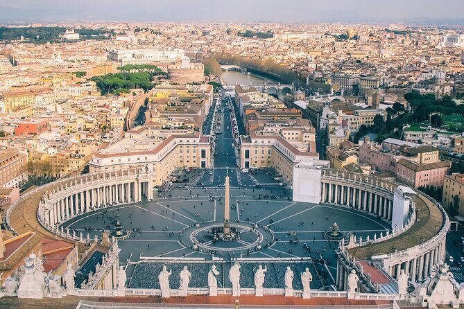 Arrival Transfer: Fiumicino Airport FCO to Rome by Luxury Van - From FCO arrivals to Rome: what this transfer really solves