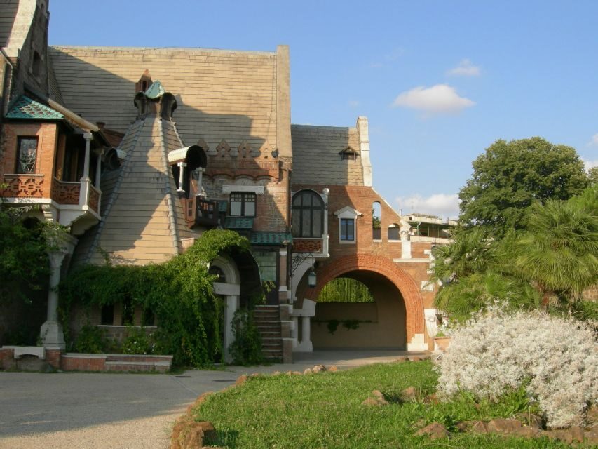 Art Nouveau Rome: Villa Torlonia & Coppedé Private Tour - Villa Torlonia: Rome’s fancy estate in 90 minutes