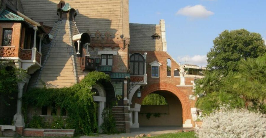 Art Nouveau Rome: Villa Torlonia & Coppedé Private Tour - Casina delle Civette: the House of the Owls and why it feels theatrical