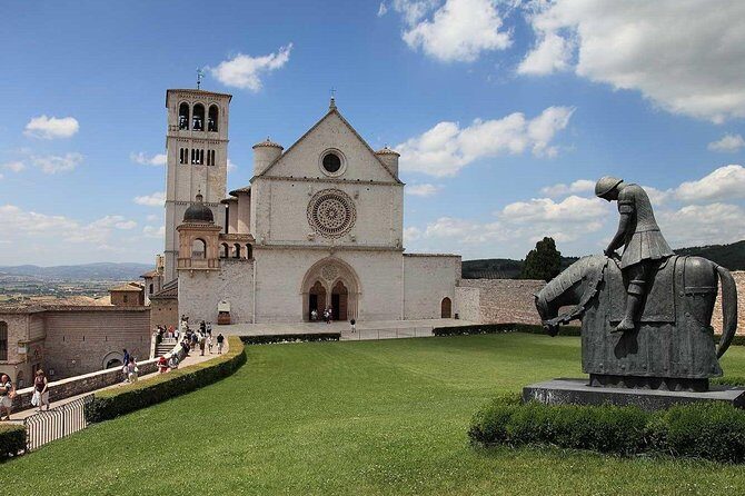 Assisi One Day Trip Private Excursion from Rome - Assisi Free Time for Lunch: Use It Like a Local