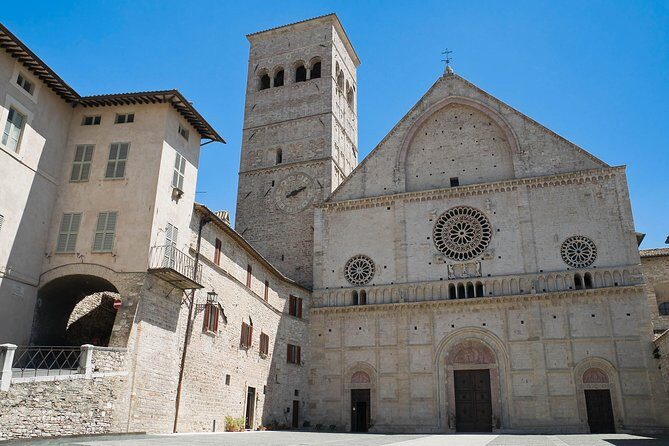 Assisi & Saint Francis Path Tour from Rome - Basilica Papale e Sacro Convento di San Francesco: the complex that rewards patience