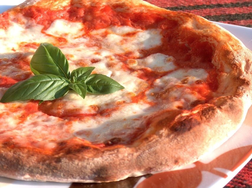 Authentic Neapolitan Pizza Lesson - The 1.5-Hour Flow: From Welcome to Your First Bite