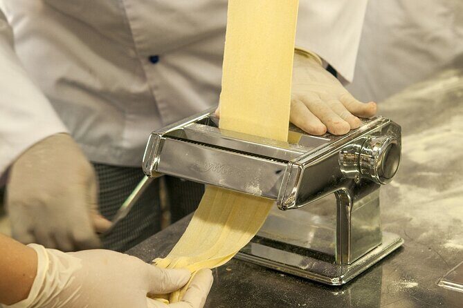 Authentic Roman Pasta & Tiramisu Experience with Italian Wine - Who should book this Roman pasta and tiramisu class