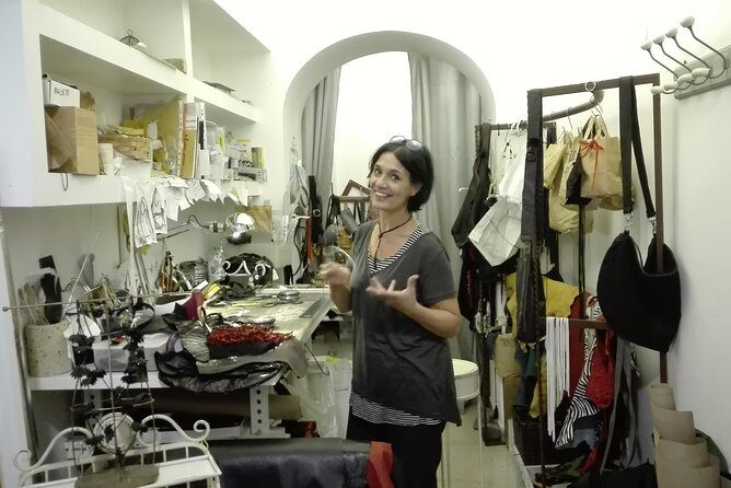 Authentic Roman shopping and fashion experience - Ancient Roman ruins, secret places, and secret streets: where the shopping magic happens