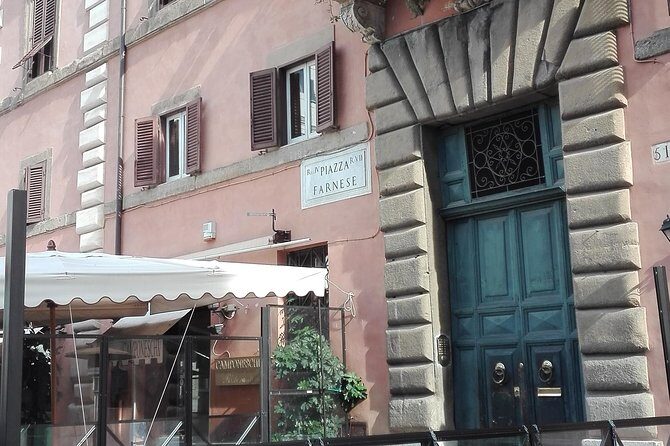 Authentic Roman shopping and fashion experience - Who Chiara Funaro is in practice: style help without pressure