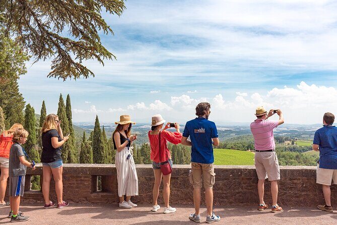 Bagnoregio & Orvieto Day Trip from Rome with Wine Tasting & Lunch - Rome to Civita to Orvieto: the value of a packed highlights day