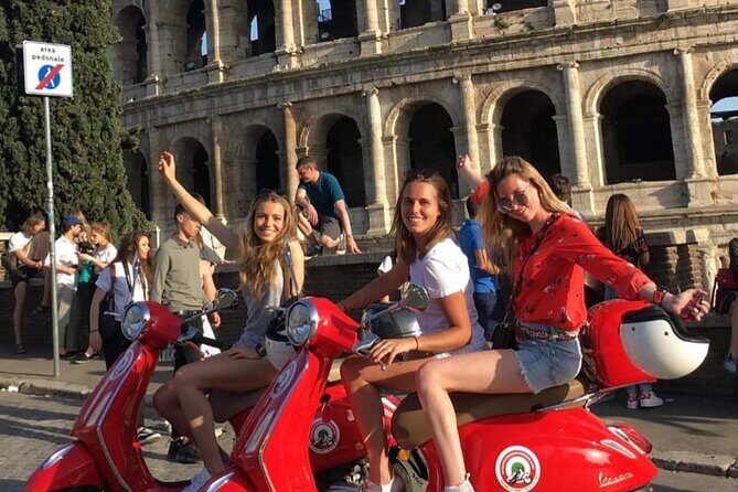 Beautiful Roma Tour on Vespa with Driver - St. Peter’s Basilica Optional: Time-Saving, Not Rushed