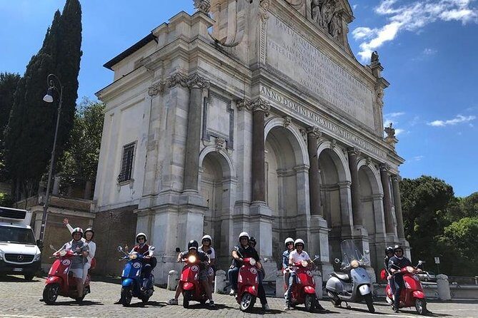 Beautiful Roma Tour on Vespa with Driver - Getting Set Up: Via Aureliana Meet Point and Hotel Pickup