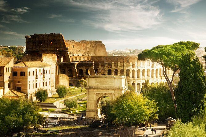 Best Colosseum, Palatine Hill and Roman Forum Guided Tour - Stop 1 Bonus: Why an Art + Archaeology Guide Works Here