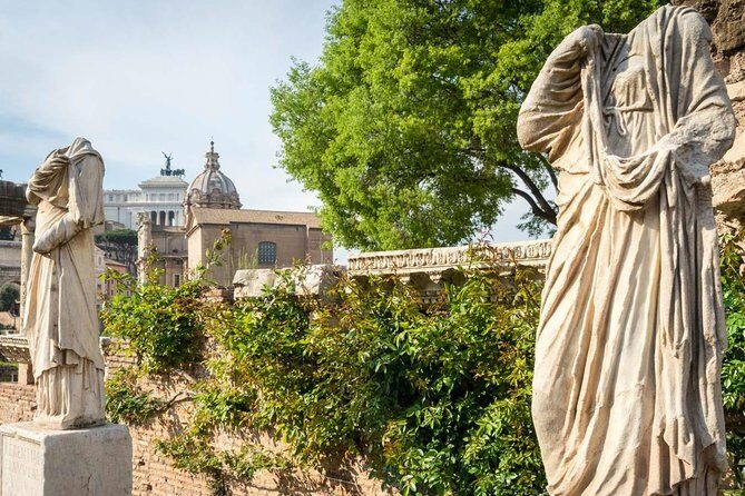 Best Colosseum, Palatine Hill and Roman Forum Guided Tour - The Guides: What You Should Expect From the Human Part