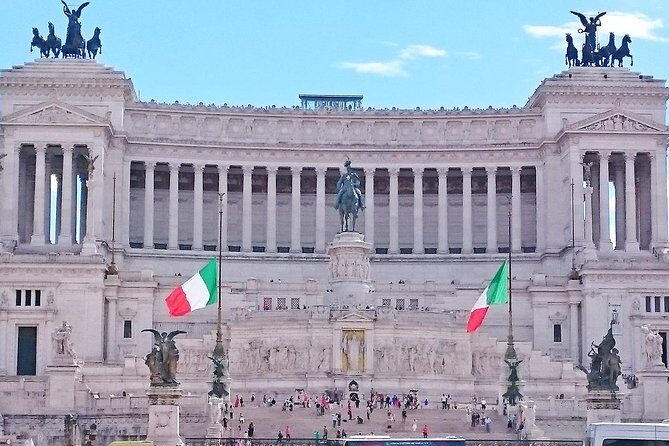 Best of Rome Full-day Guided Tour including Vatican Sistine Chapel & Colosseum - Entering the Colosseum (and why reservations matter)