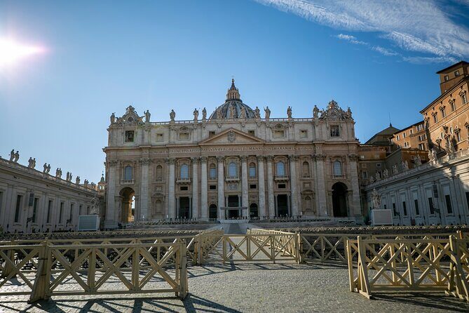 Best of Rome in a Day Private Guided Tour Including Vatican, Sistine Chapel, and Colosseum - Piazza Venezia, Trevi Fountain, and the coin-toss ritual that’s pure Rome