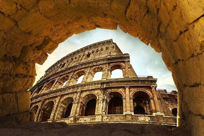 Best of Rome & Vatican Skip the line Private Tour - Circus Maximus and the Vittoriano zone: Rome at street level