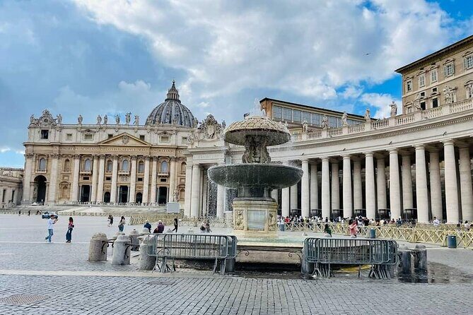 Best of the Vatican Museum's ~ Sistine Chapel No Line Guided Tour - The timing advantage: why pre-opening access matters