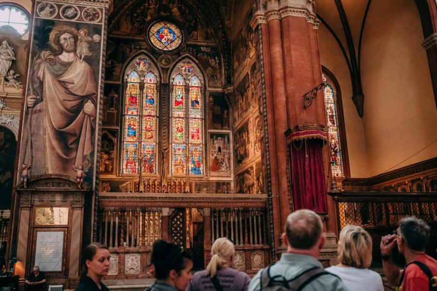 Bologna: Small-Group Tour with the Historic Archiginnasio - Piazza Maggiore: San Petronio and Neptune’s Fountain in Quick Focus