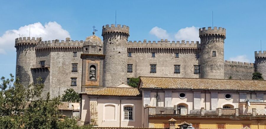Bracciano: Odescalchi-Orsini ancient Castle Tour with Lunch - Getting to Bracciano from Civitavecchia: smooth, small-group pacing