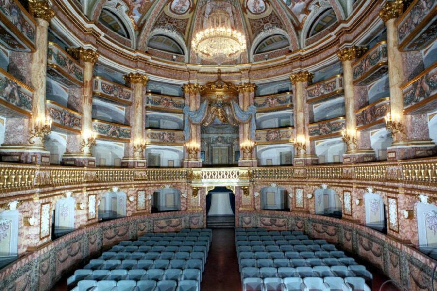 Campania: Royal Palace of Caserta Guided Private Tour - Skip-the-Line Admission: Worth It When the Doors Are the Bottleneck