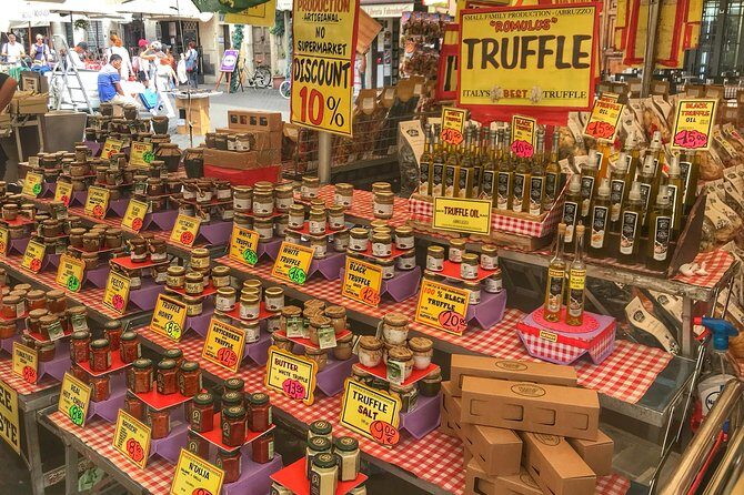 Campo dè Fiori Market and Trevi Fountain Food and Wine Tour in Rome - Why this Rome food walk works: market flavors plus landmark stops
